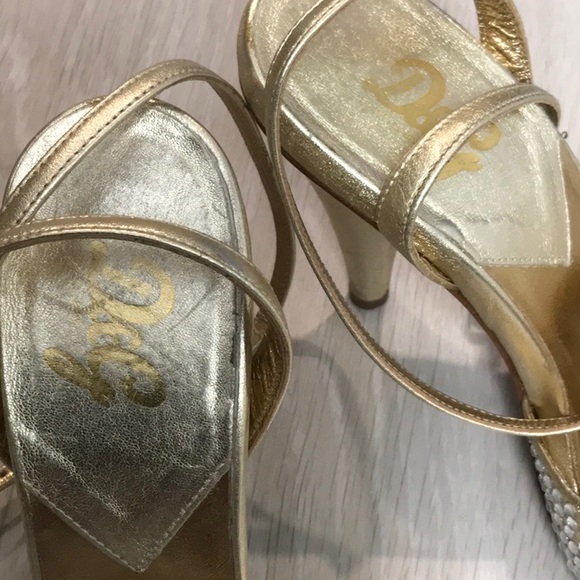 D&G gold studded sandals sz 39 - Picture 2 of 8